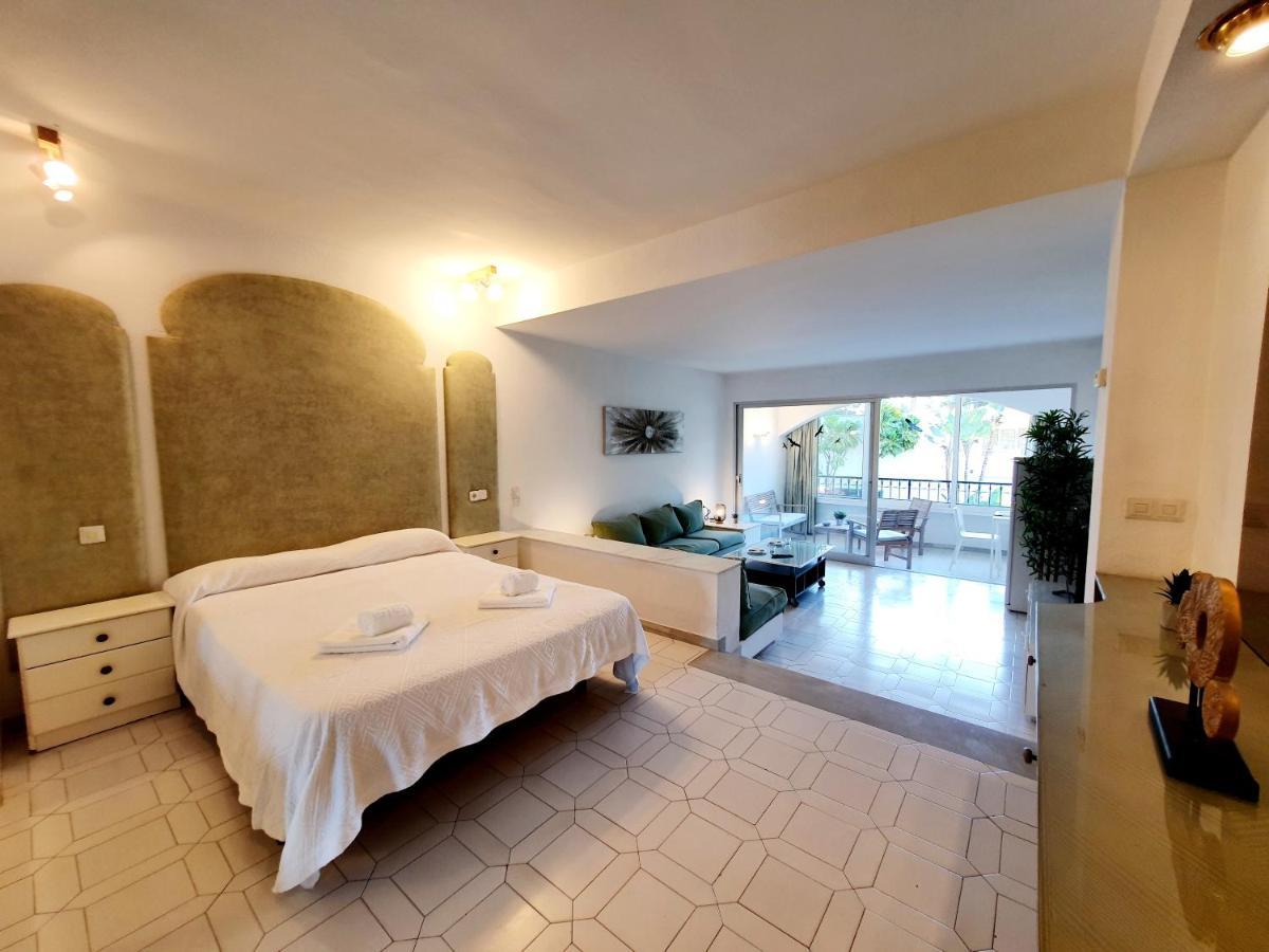 Miraflores Town Studio Sitio de Calahonda Екстериор снимка